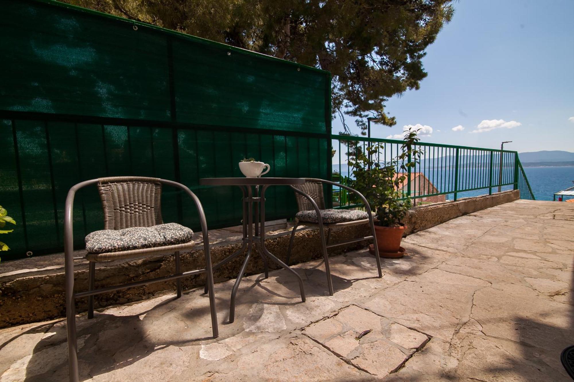 Old Town Accommodation Bol Exterior photo